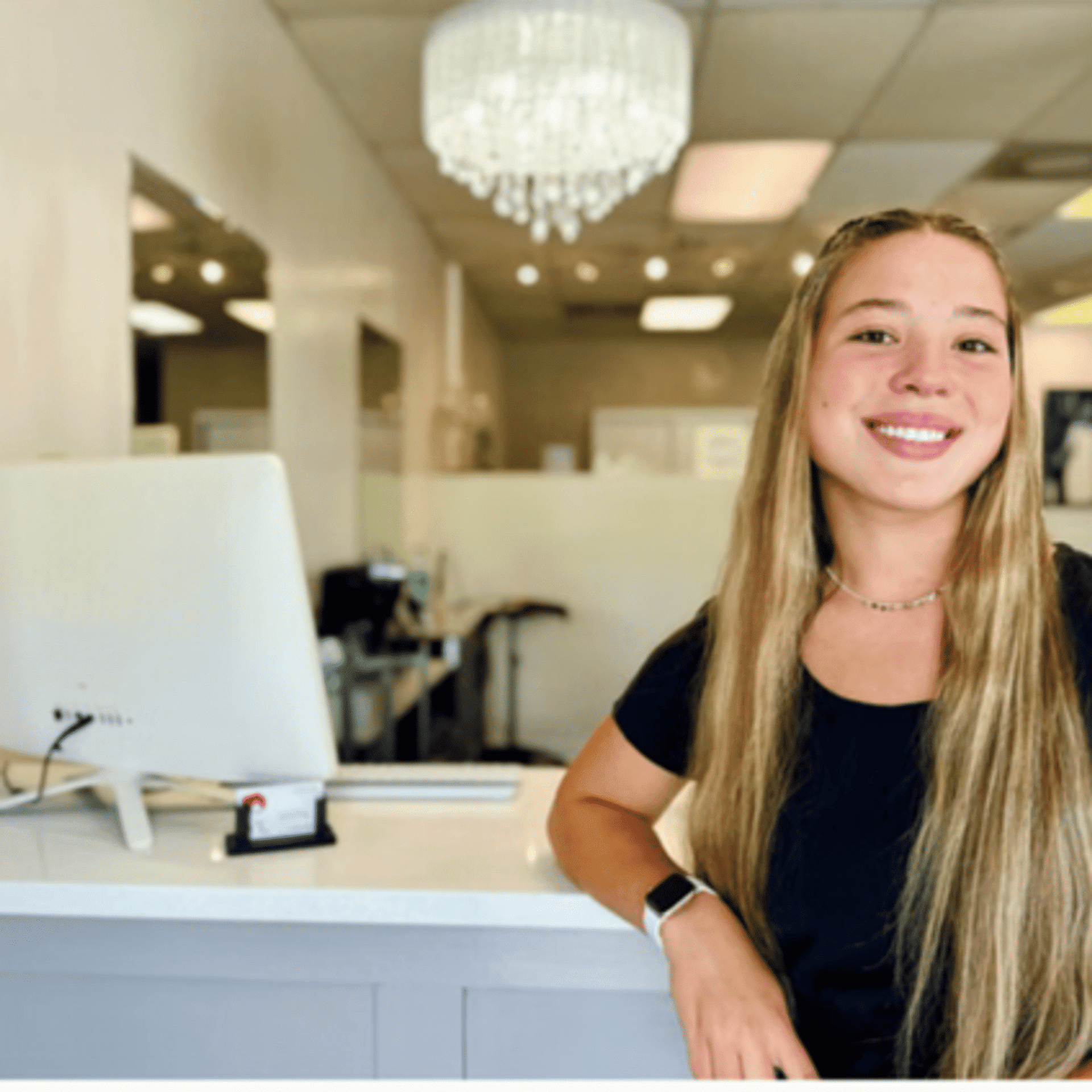 Portrait of Ava Johnson, a professional stylist at Glitter Hair Salon, showcasing their expertise and style.